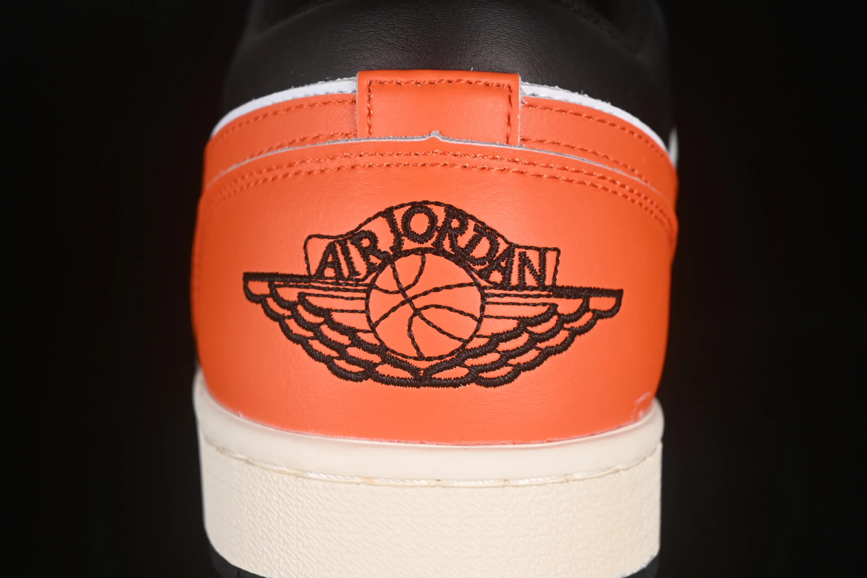 All categories Air Jordan Jordan series basketball shoes Air Jordan 1 Low Air Jordan 1 Low AJ1 Joe 1 black and white orange low-top retro culture basketball shoes 553558-081